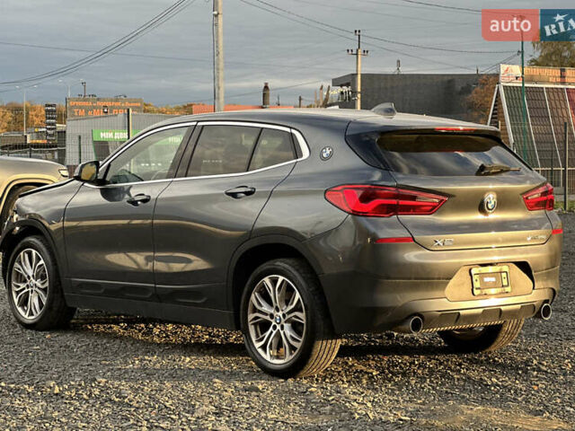 БМВ X2 2018 в Луцке на Automoto.ua Серый БМВ X2, объемом двигателя 2 л и пробегом 133 тыс. км за 12900 $, фото 1 на Automoto.ua