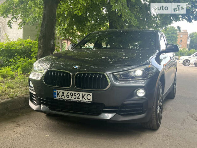 Сірий БМВ X2, об'ємом двигуна 2 л та пробігом 50 тис. км за 27700 $, фото 1 на Automoto.ua