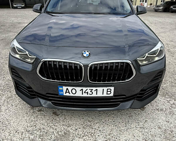Серый БМВ X2, объемом двигателя 1.5 л и пробегом 137 тыс. км за 22500 $, фото 1 на Automoto.ua