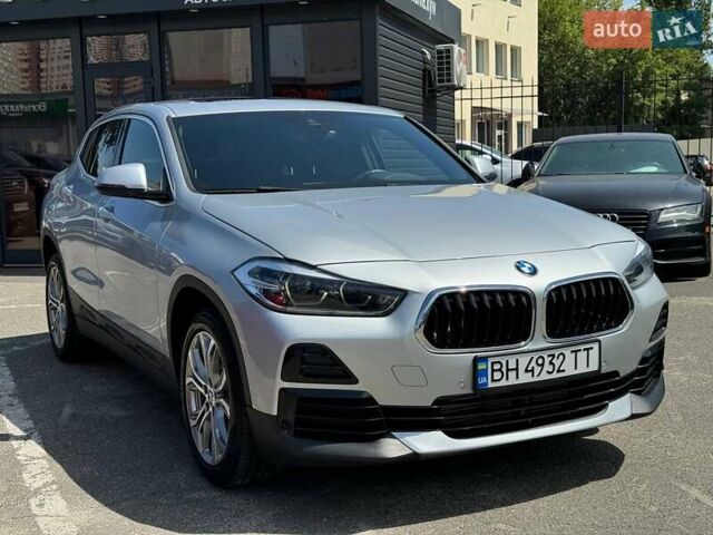 Сірий БМВ X2, об'ємом двигуна 2 л та пробігом 27 тис. км за 26999 $, фото 1 на Automoto.ua