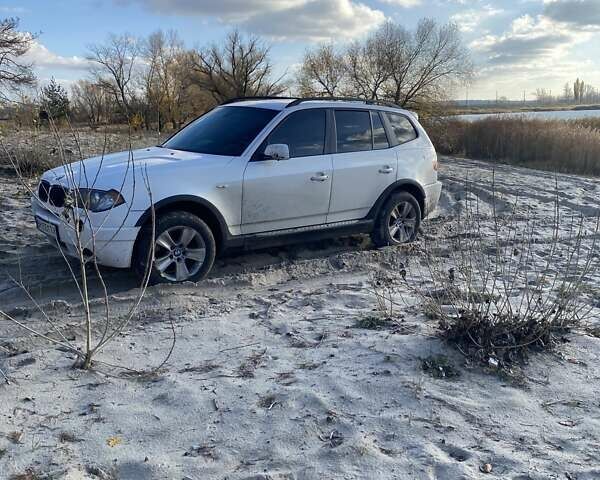 Белый БМВ Х3, объемом двигателя 3 л и пробегом 400 тыс. км за 7700 $, фото 1 на Automoto.ua
