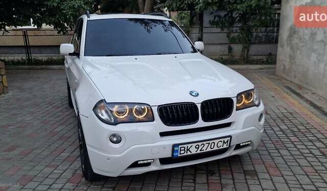 Белый БМВ Х3, объемом двигателя 2 л и пробегом 297 тыс. км за 11300 $, фото 1 на Automoto.ua