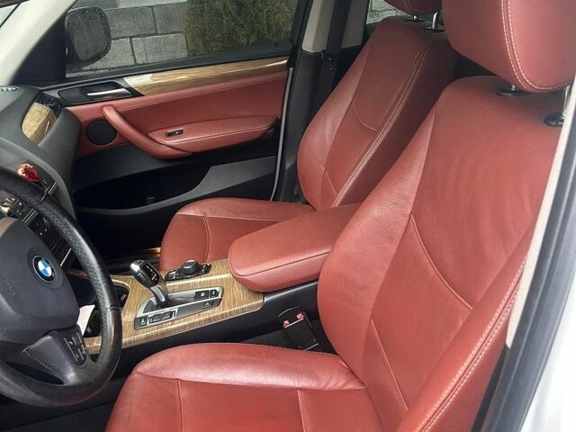 Белый БМВ Х3, объемом двигателя 2 л и пробегом 170 тыс. км за 15000 $, фото 1 на Automoto.ua