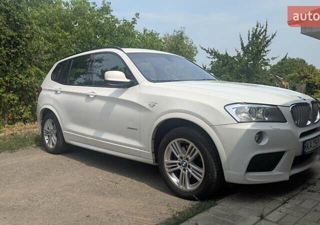 Белый БМВ Х3, объемом двигателя 3 л и пробегом 264 тыс. км за 14000 $, фото 1 на Automoto.ua