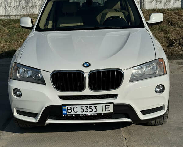 Белый БМВ Х3, объемом двигателя 3 л и пробегом 240 тыс. км за 10999 $, фото 1 на Automoto.ua