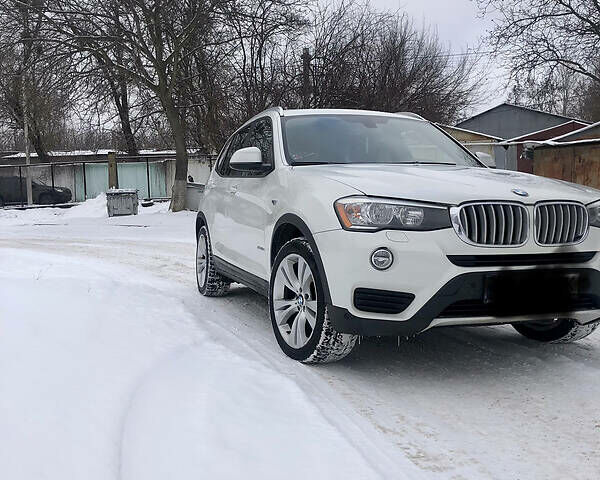 Білий БМВ Х3, об'ємом двигуна 2 л та пробігом 170 тис. км за 18600 $, фото 1 на Automoto.ua