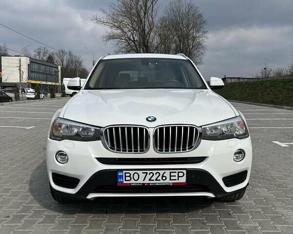 Белый БМВ Х3, объемом двигателя 2 л и пробегом 130 тыс. км за 16500 $, фото 1 на Automoto.ua
