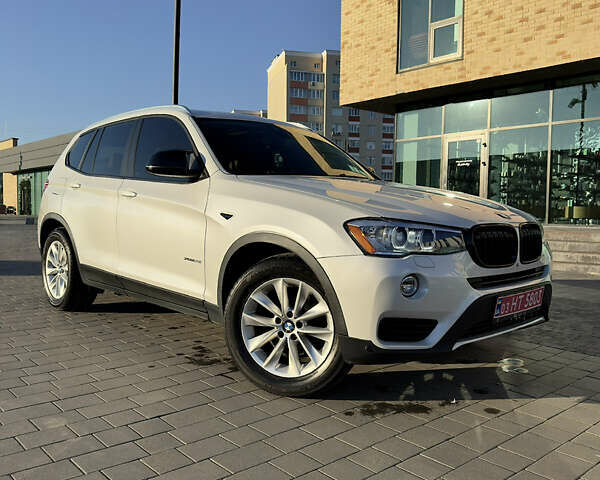 Білий БМВ Х3, об'ємом двигуна 2 л та пробігом 216 тис. км за 14999 $, фото 1 на Automoto.ua