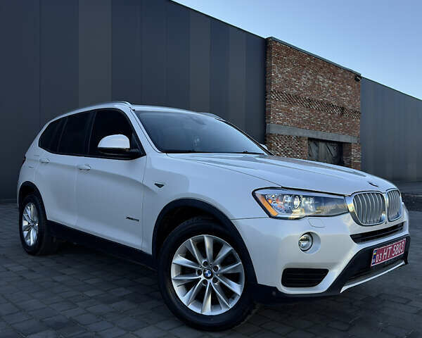 Белый БМВ Х3, объемом двигателя 2 л и пробегом 216 тыс. км за 16500 $, фото 1 на Automoto.ua