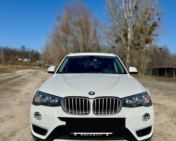 Білий БМВ Х3, об'ємом двигуна 2 л та пробігом 135 тис. км за 15200 $, фото 1 на Automoto.ua