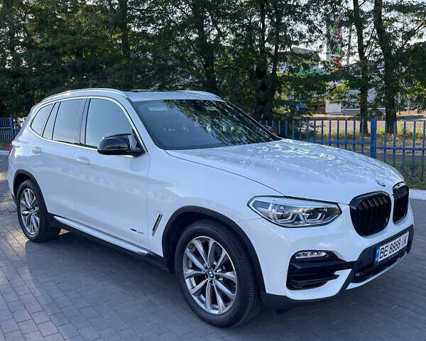 Белый БМВ Х3, объемом двигателя 2 л и пробегом 157 тыс. км за 28000 $, фото 1 на Automoto.ua