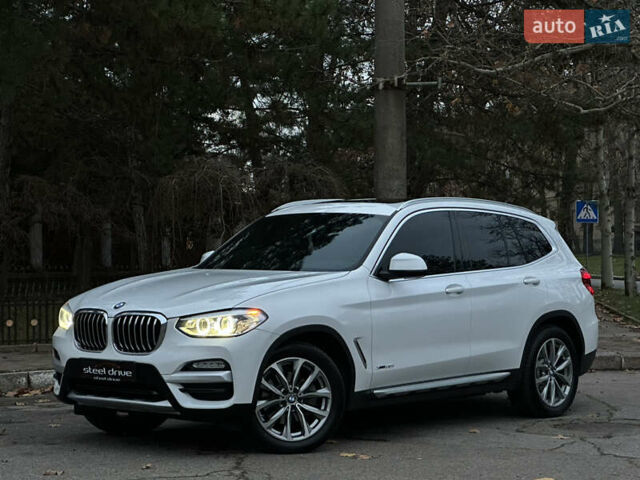 Белый БМВ Х3, объемом двигателя 2 л и пробегом 178 тыс. км за 25899 $, фото 1 на Automoto.ua