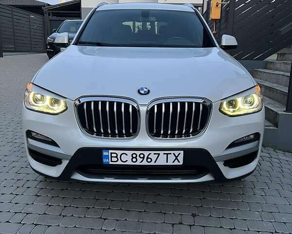 Белый БМВ Х3, объемом двигателя 2 л и пробегом 100 тыс. км за 26000 $, фото 1 на Automoto.ua