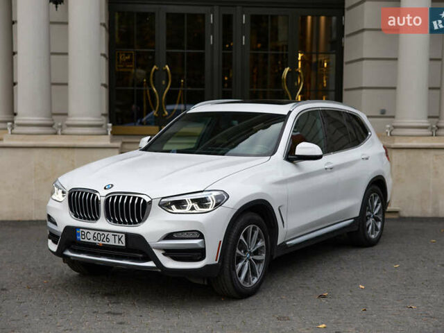 Белый БМВ Х3, объемом двигателя 2 л и пробегом 121 тыс. км за 27700 $, фото 1 на Automoto.ua