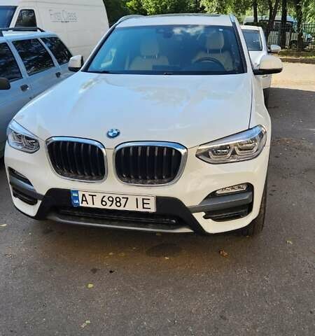 Белый БМВ Х3, объемом двигателя 2 л и пробегом 179 тыс. км за 27700 $, фото 1 на Automoto.ua