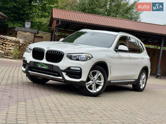 Белый БМВ Х3, объемом двигателя 2 л и пробегом 204 тыс. км за 23000 $, фото 1 на Automoto.ua