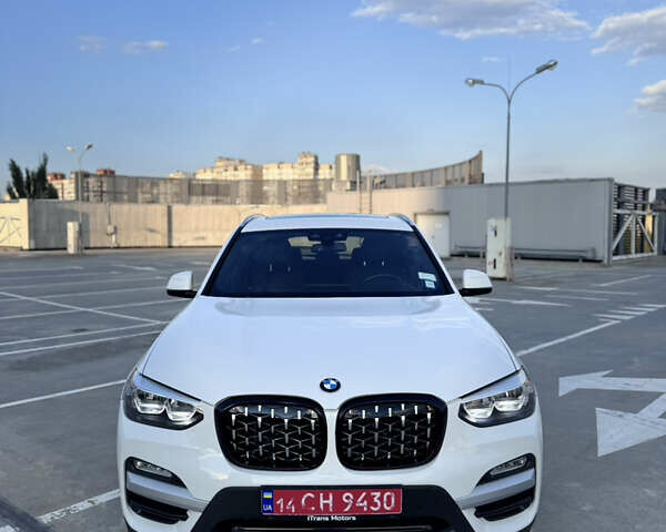 Белый БМВ Х3, объемом двигателя 2 л и пробегом 143 тыс. км за 25300 $, фото 1 на Automoto.ua
