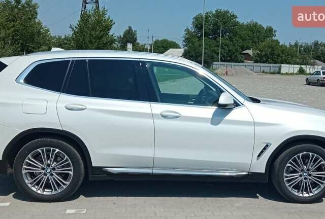 Белый БМВ Х3, объемом двигателя 2 л и пробегом 179 тыс. км за 33500 $, фото 1 на Automoto.ua