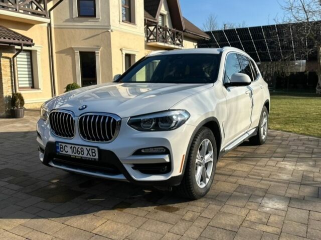Белый БМВ Х3, объемом двигателя 2 л и пробегом 147 тыс. км за 22999 $, фото 1 на Automoto.ua