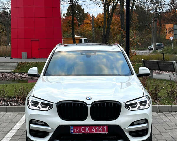 Белый БМВ Х3, объемом двигателя 2 л и пробегом 115 тыс. км за 30500 $, фото 1 на Automoto.ua
