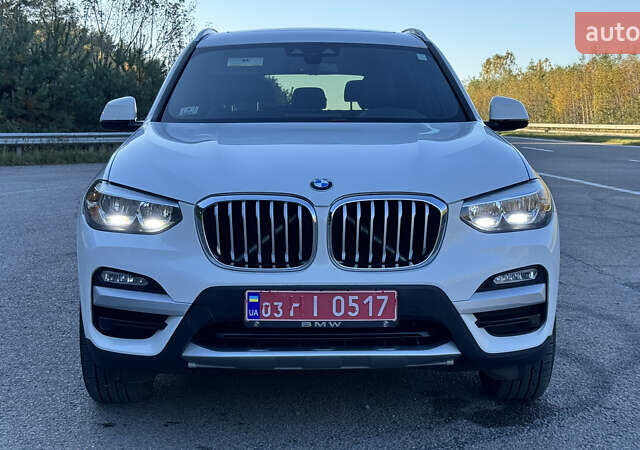 Білий БМВ Х3, об'ємом двигуна 2 л та пробігом 188 тис. км за 21700 $, фото 1 на Automoto.ua