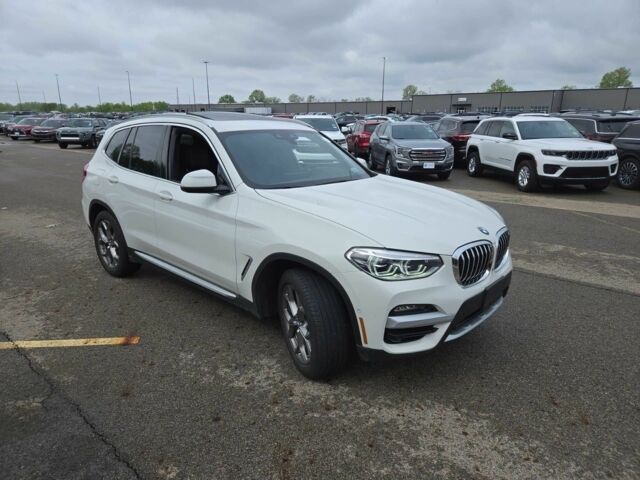 Белый БМВ Х3, объемом двигателя 2 л и пробегом 31 тыс. км за 11000 $, фото 1 на Automoto.ua