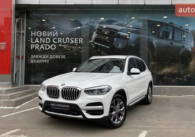 Белый БМВ Х3, объемом двигателя 2 л и пробегом 88 тыс. км за 37107 $, фото 1 на Automoto.ua