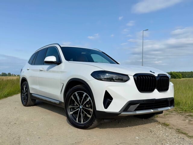 Белый БМВ Х3, объемом двигателя 2 л и пробегом 18 тыс. км за 19000 $, фото 1 на Automoto.ua