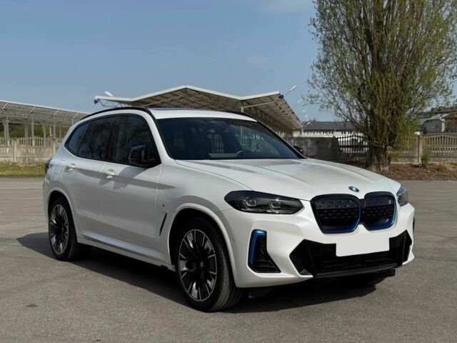 Белый БМВ Х3, объемом двигателя 0 л и пробегом 12 тыс. км за 30000 $, фото 1 на Automoto.ua