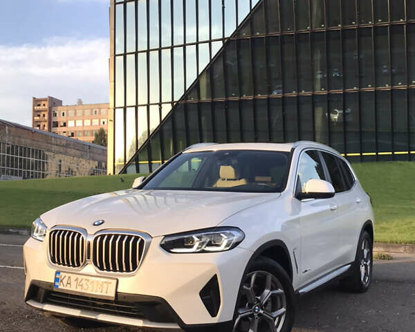Белый БМВ Х3, объемом двигателя 2 л и пробегом 49 тыс. км за 37000 $, фото 1 на Automoto.ua
