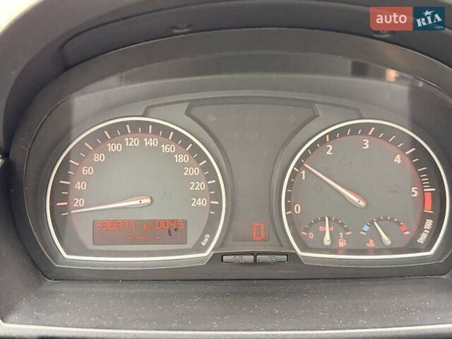 Черный БМВ Х3, объемом двигателя 2.99 л и пробегом 330 тыс. км за 8900 $, фото 1 на Automoto.ua