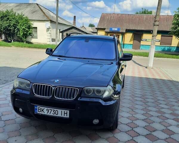 Черный БМВ Х3, объемом двигателя 2 л и пробегом 277 тыс. км за 14000 $, фото 1 на Automoto.ua