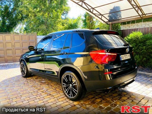 Черный БМВ Х3, объемом двигателя 2 л и пробегом 295 тыс. км за 9999 $, фото 1 на Automoto.ua