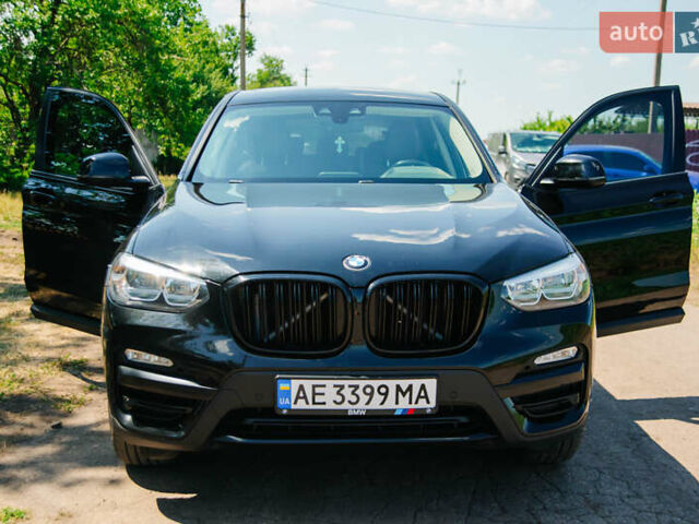 Черный БМВ Х3, объемом двигателя 2 л и пробегом 223 тыс. км за 29000 $, фото 1 на Automoto.ua