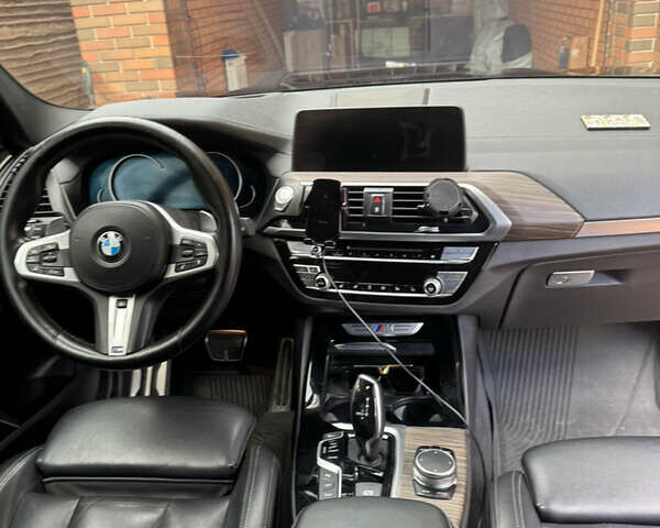 Черный БМВ Х3, объемом двигателя 3.01 л и пробегом 196 тыс. км за 42000 $, фото 1 на Automoto.ua