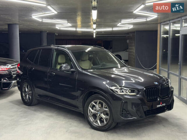 Черный БМВ Х3, объемом двигателя 2 л и пробегом 25 тыс. км за 38900 $, фото 1 на Automoto.ua