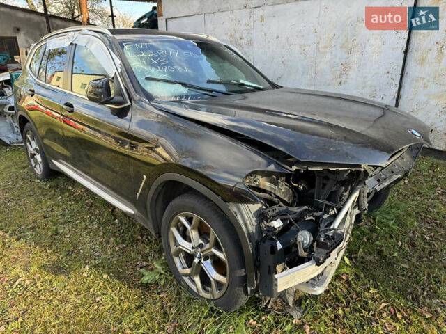Чорний БМВ Х3, об'ємом двигуна 2 л та пробігом 40 тис. км за 15000 $, фото 1 на Automoto.ua