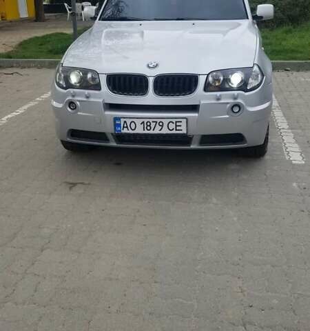 Серый БМВ Х3, объемом двигателя 3 л и пробегом 450 тыс. км за 9000 $, фото 1 на Automoto.ua