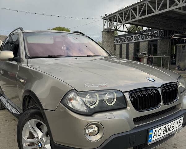 Серый БМВ Х3, объемом двигателя 3 л и пробегом 289 тыс. км за 10800 $, фото 1 на Automoto.ua