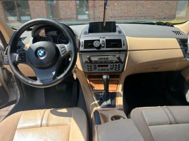Сірий БМВ Х3, об'ємом двигуна 3 л та пробігом 260 тис. км за 5500 $, фото 1 на Automoto.ua