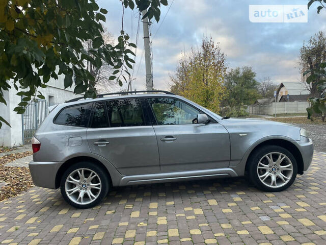 Серый БМВ Х3, объемом двигателя 3 л и пробегом 280 тыс. км за 14850 $, фото 1 на Automoto.ua