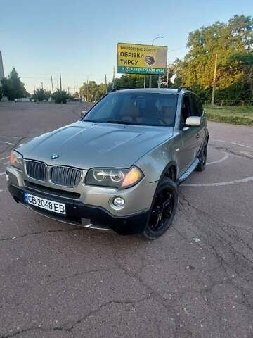 Серый БМВ Х3, объемом двигателя 3 л и пробегом 200 тыс. км за 7000 $, фото 1 на Automoto.ua