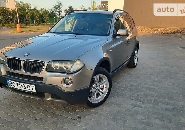 Серый БМВ Х3, объемом двигателя 2 л и пробегом 277 тыс. км за 8600 $, фото 1 на Automoto.ua