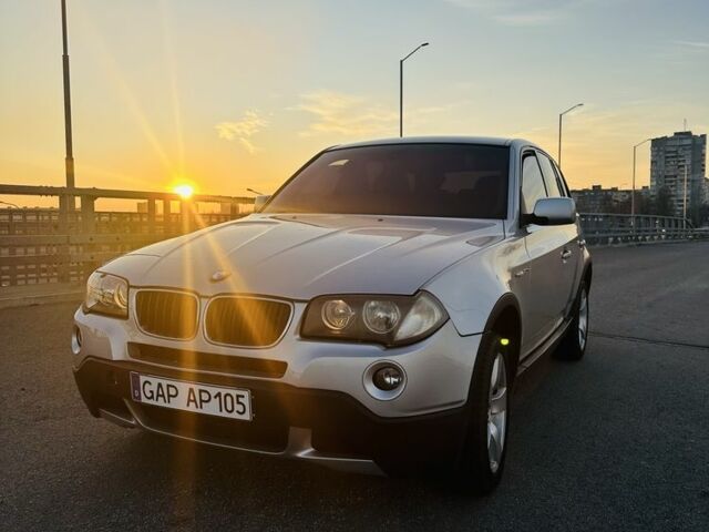 Серый БМВ Х3, объемом двигателя 2 л и пробегом 300 тыс. км за 4700 $, фото 1 на Automoto.ua