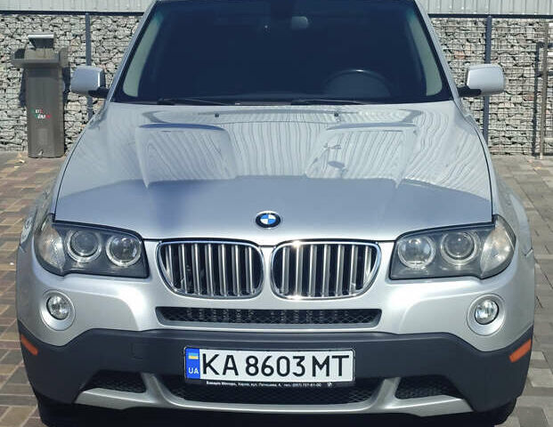 Серый БМВ Х3, объемом двигателя 3 л и пробегом 151 тыс. км за 9000 $, фото 1 на Automoto.ua