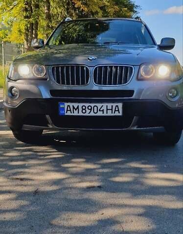 Серый БМВ Х3, объемом двигателя 2 л и пробегом 264 тыс. км за 12300 $, фото 1 на Automoto.ua