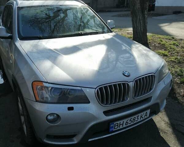 Серый БМВ Х3, объемом двигателя 3 л и пробегом 294 тыс. км за 14800 $, фото 1 на Automoto.ua