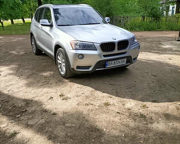 Серый БМВ Х3, объемом двигателя 2 л и пробегом 260 тыс. км за 10500 $, фото 1 на Automoto.ua