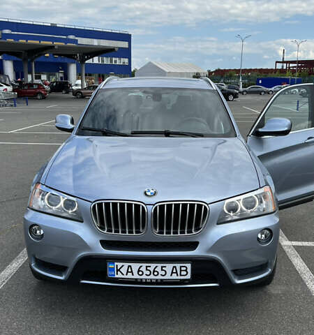 Серый БМВ Х3, объемом двигателя 2.98 л и пробегом 180 тыс. км за 14000 $, фото 1 на Automoto.ua