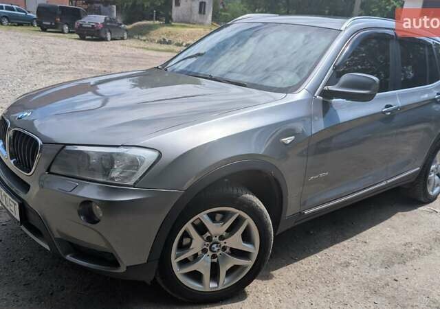 Серый БМВ Х3, объемом двигателя 2 л и пробегом 330 тыс. км за 16200 $, фото 1 на Automoto.ua